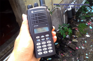 bo dam motorola gp338 that su tot khong