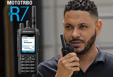 Motorola R7 cải tiến mạnh mẽ