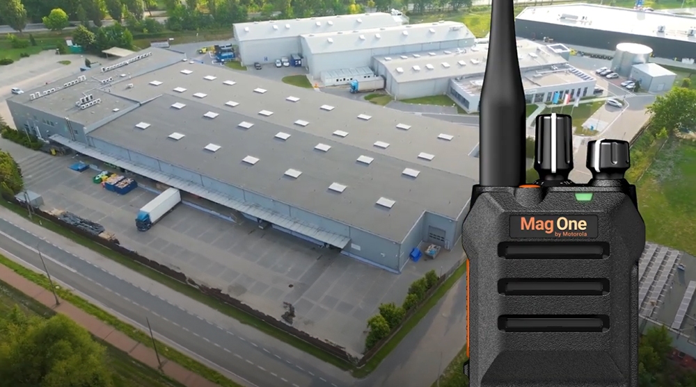 Máy bộ đàm Motorola Mag One X10D 1 Máy bộ đàm Motorola Mag One X10D liên lạc tuyệt vời